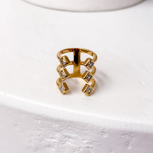 Agatha Ring