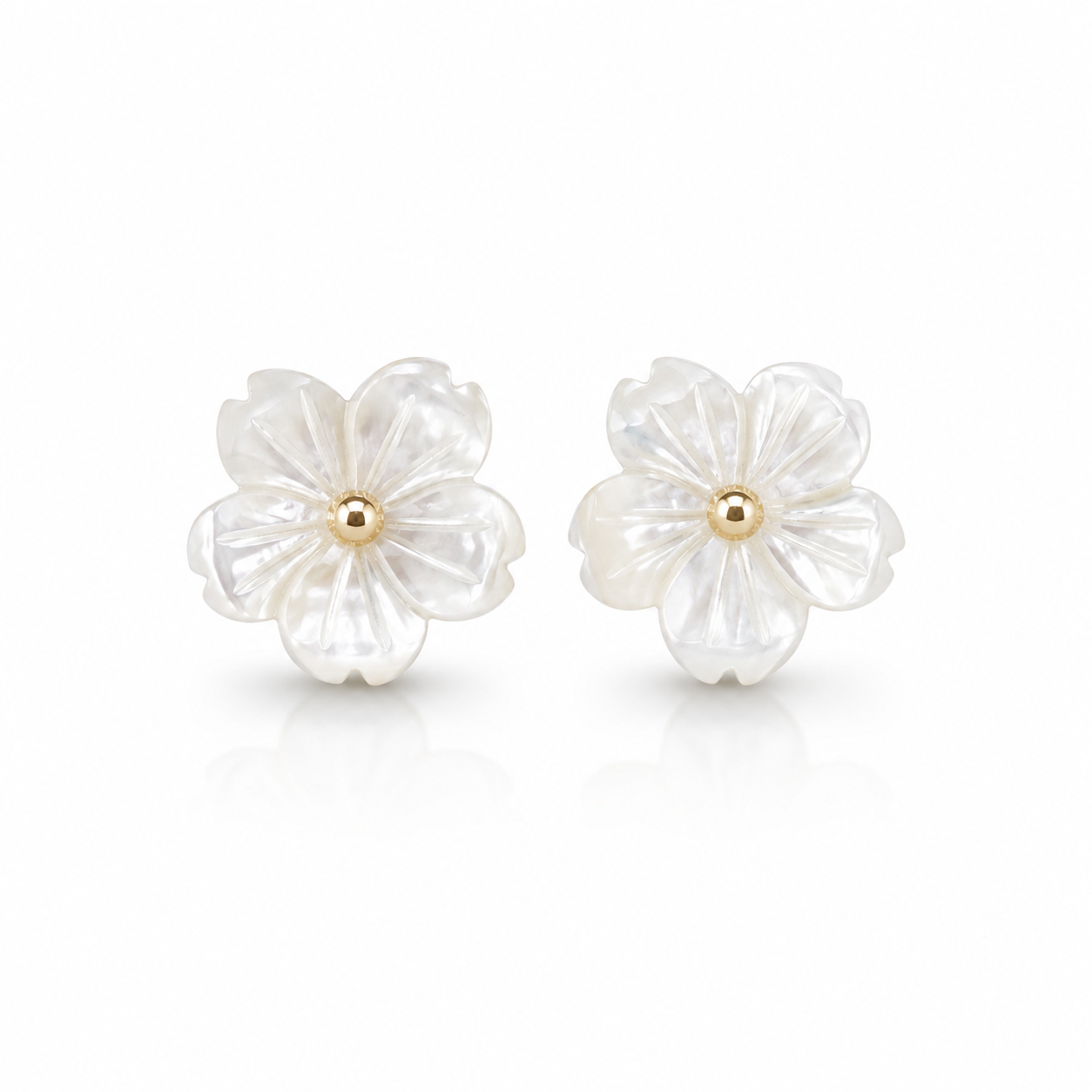 Flor Stud Earrings